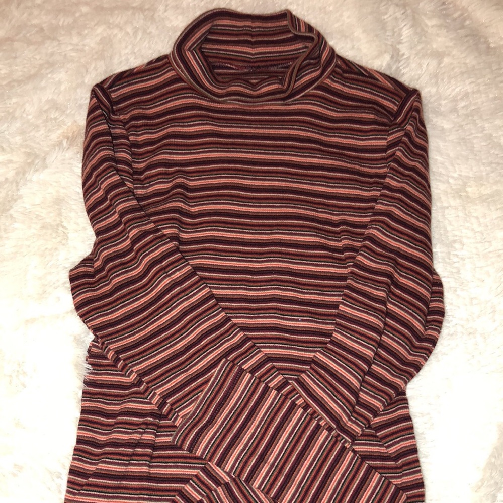 striped hollister mock neck